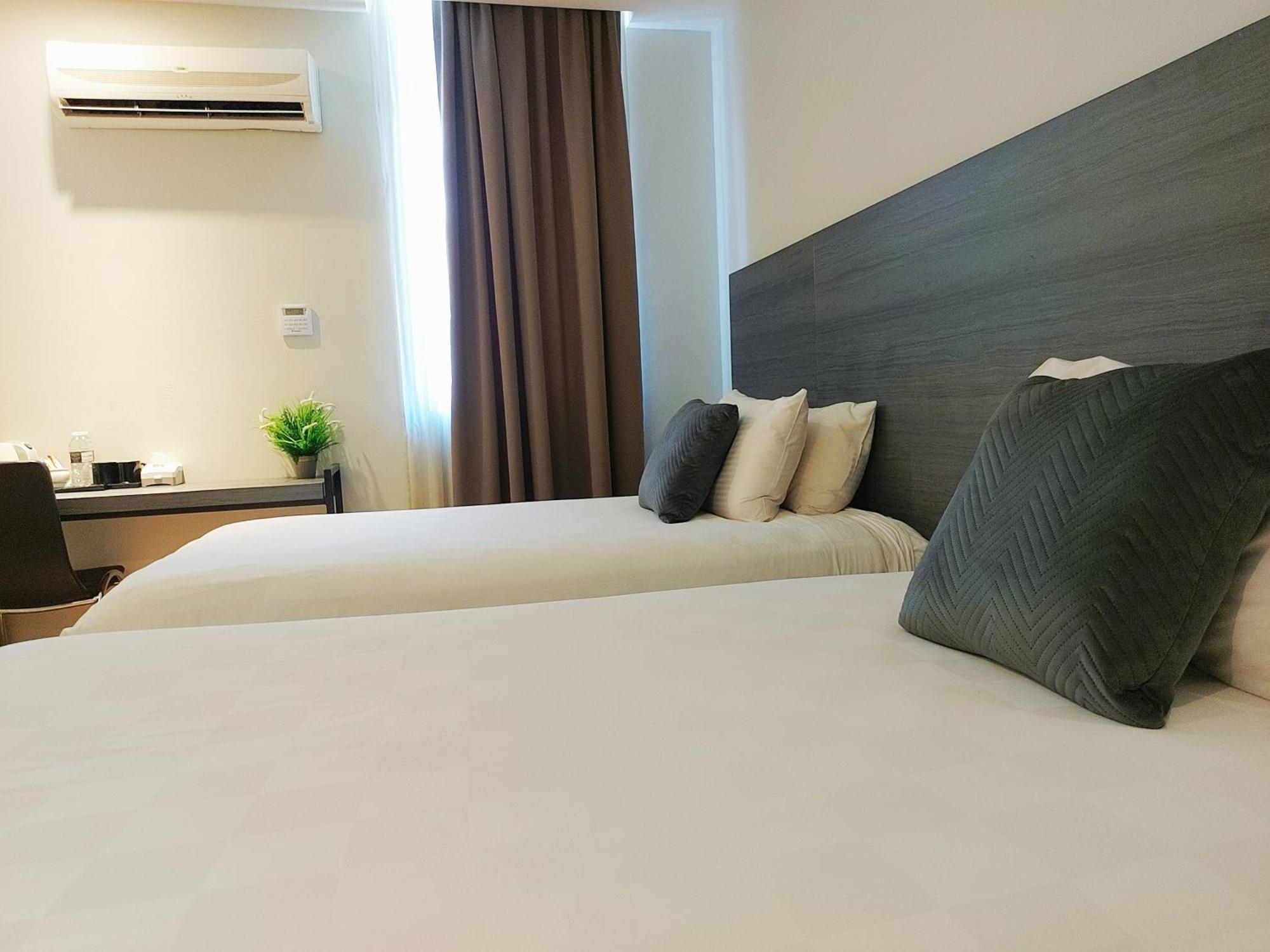 The Leverage Business Hotel - Bandar Baru Mergong Алор Сетар Екстериор снимка